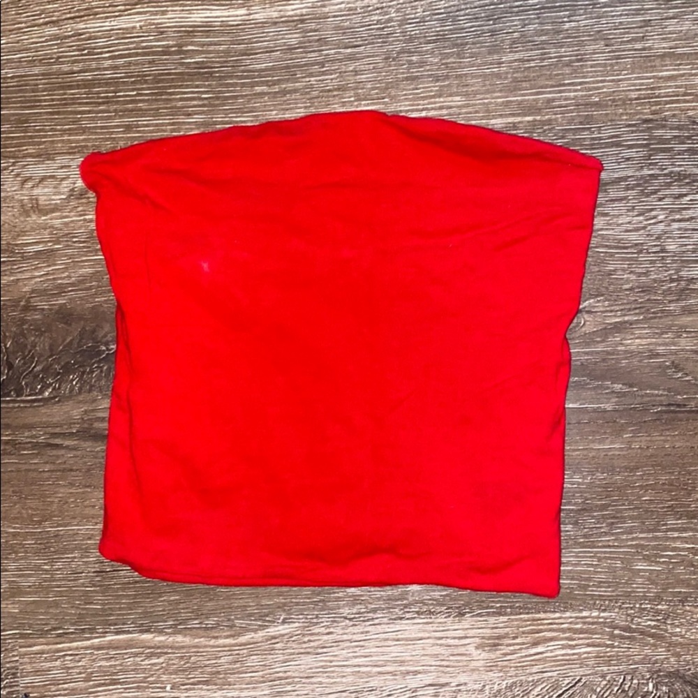 A cute Brandy Melville crop top